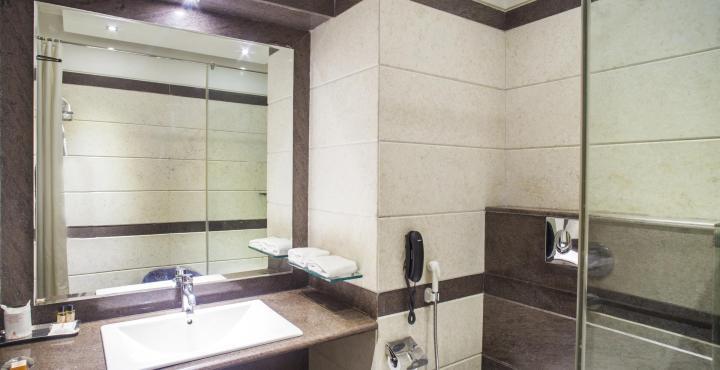Hotel Maharaja Regency Ludhiana Eksteriør bilde