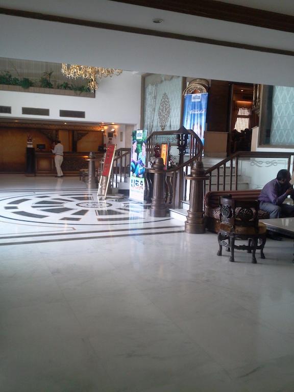 Hotel Maharaja Regency Ludhiana Eksteriør bilde